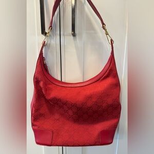 Excellent Condition GUCCI Red Silver Hardware GG Canvas Bag